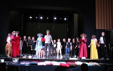Teatr integruje 8