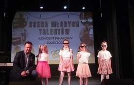 Scena młodych talent&oacute;w  25